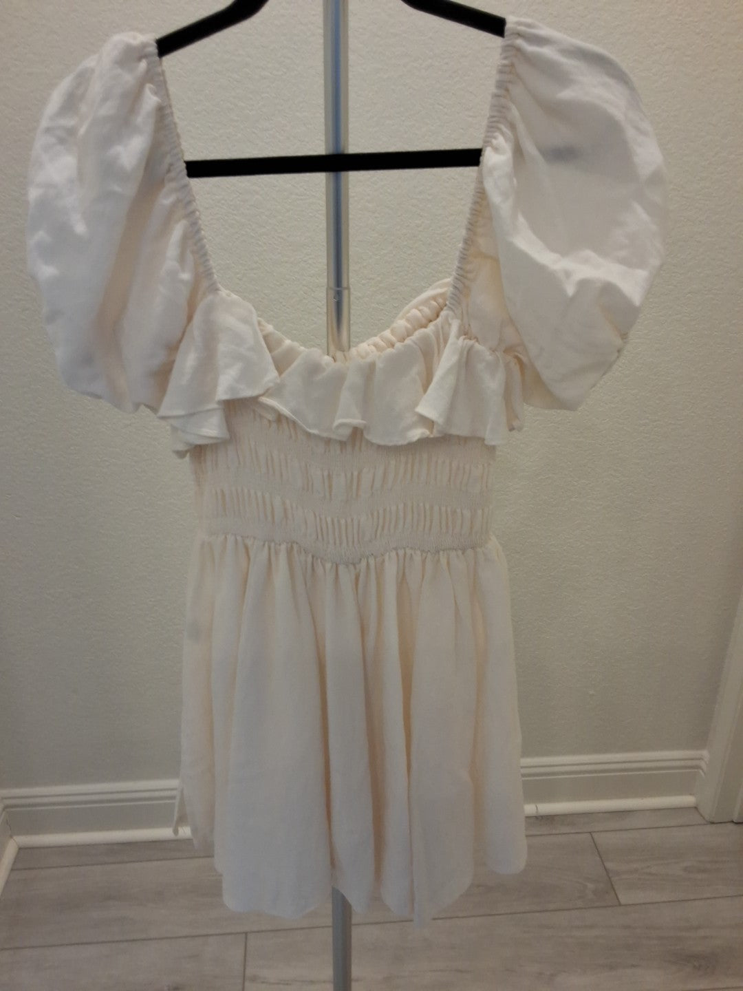 Nectar Clothing Size S with Ruffles Stretch Waist Cream Color Baby Doll Dress