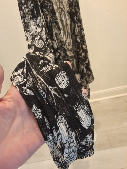 Papa Vancouver M Sheer Black White Floral Kimono Cardigan Duster Open Front Boho