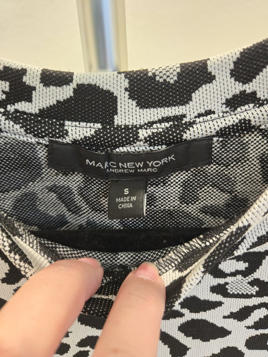 MARC New York Small Leopard Knit Y2K Sweater 3/4 Sleeve Fitted Button Details