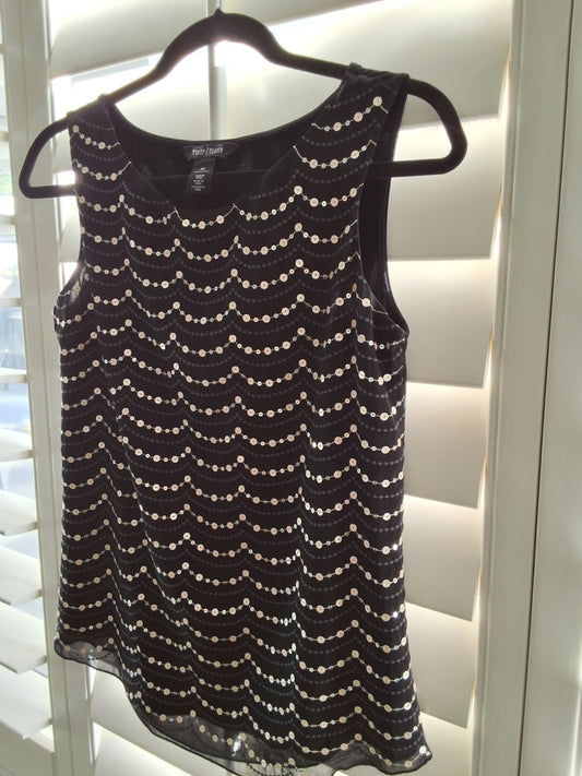 White House Black Market WHBM Embroidered Sequin Scalloped Tank Blouse Size XS