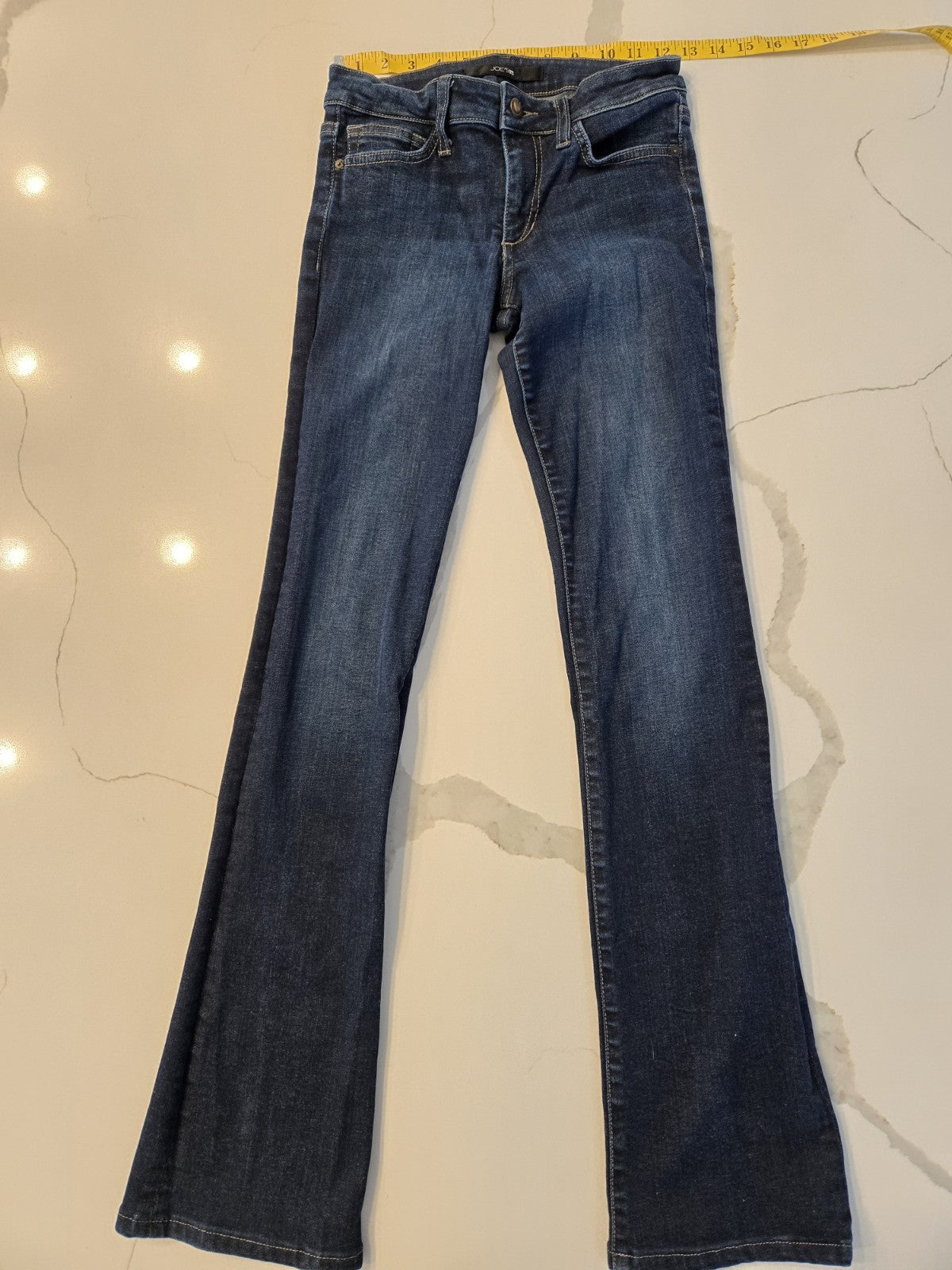 Joe's Mid-Rise Slim Bootcut Classic 5-pocket styling Size 27 Whiskering Y2K