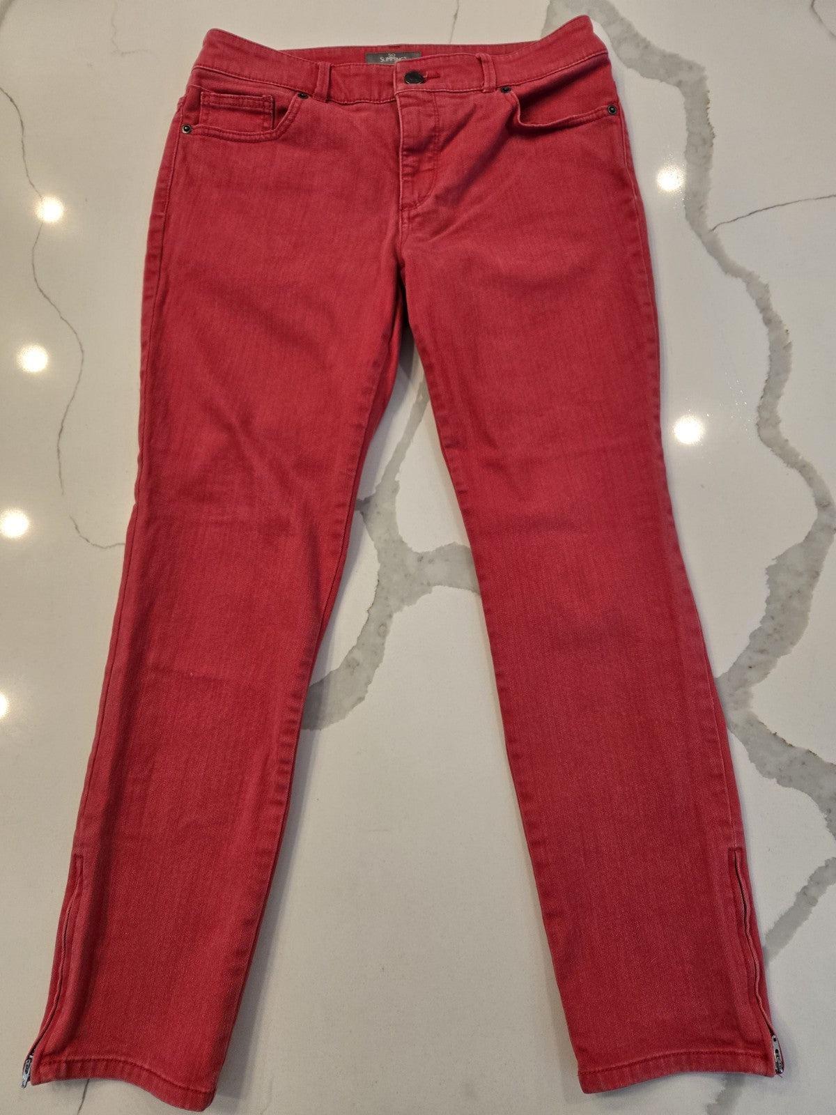 So Slimming by Chico's Women's Washed Red Ankle Zip Jeans Size 0.5 US Size 6