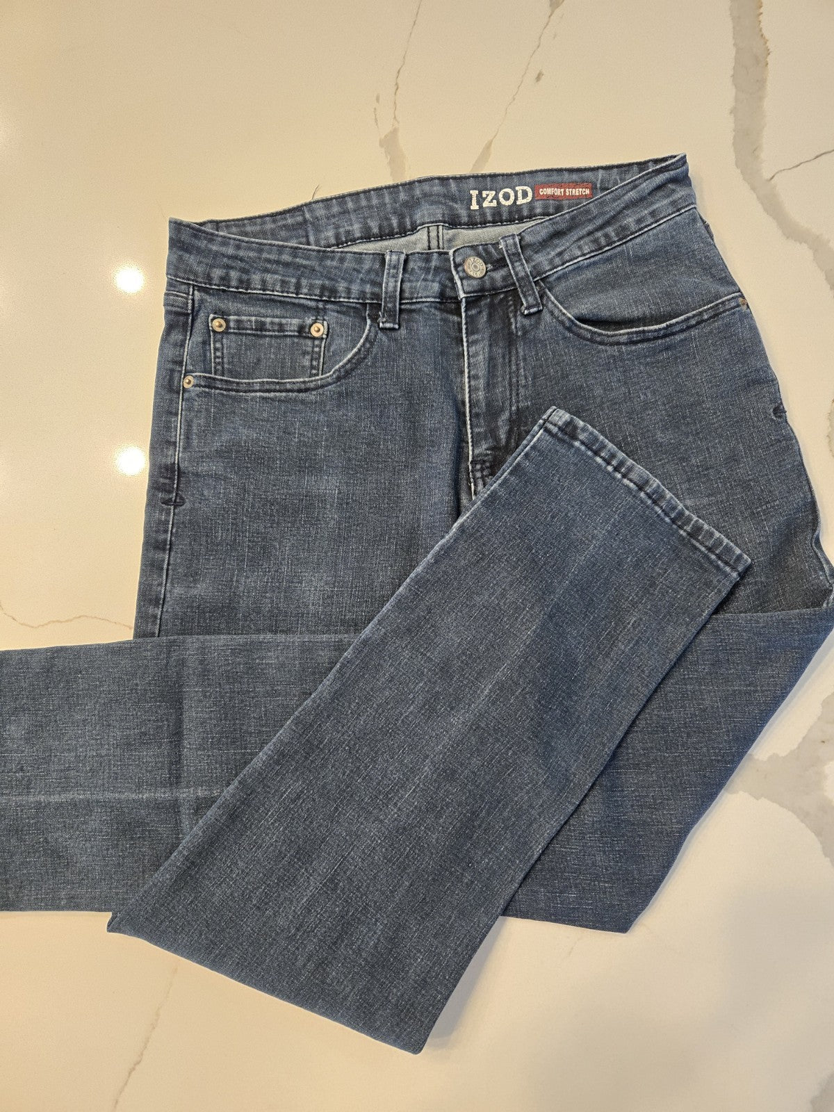 IZOD Men's 30x30 Comfort Stretch Straight Leg Jeans Dark Wash Indigo
