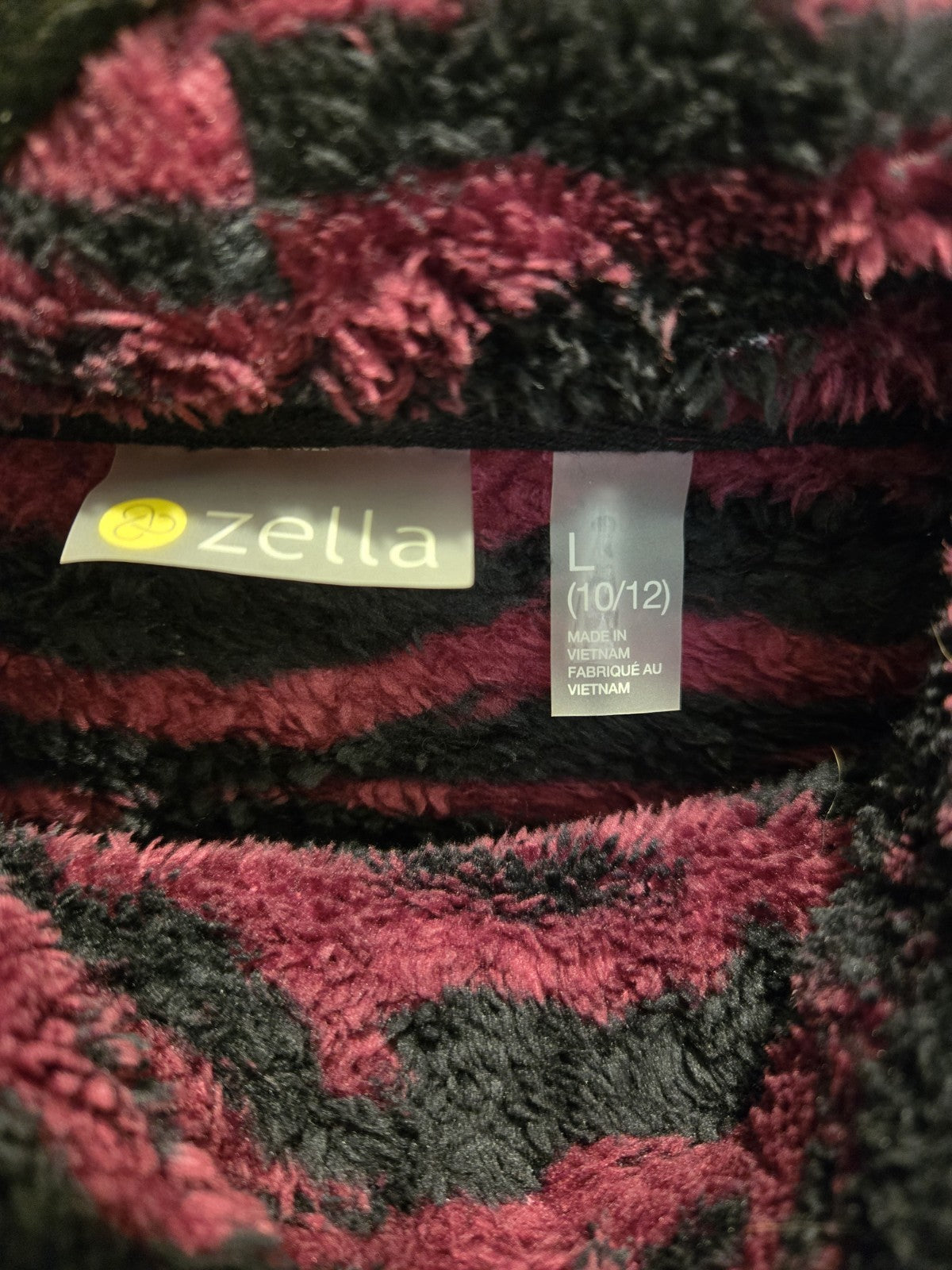 Zella Womens L Y2K Purple Zebra Furry Fleece Print Plush Sweatshirt $39 NWT
