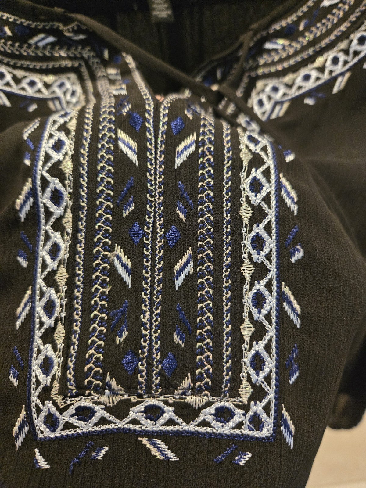 White House Black Market Embroidered New Black w/Tassel Tie Round Neck  Top Sm 8