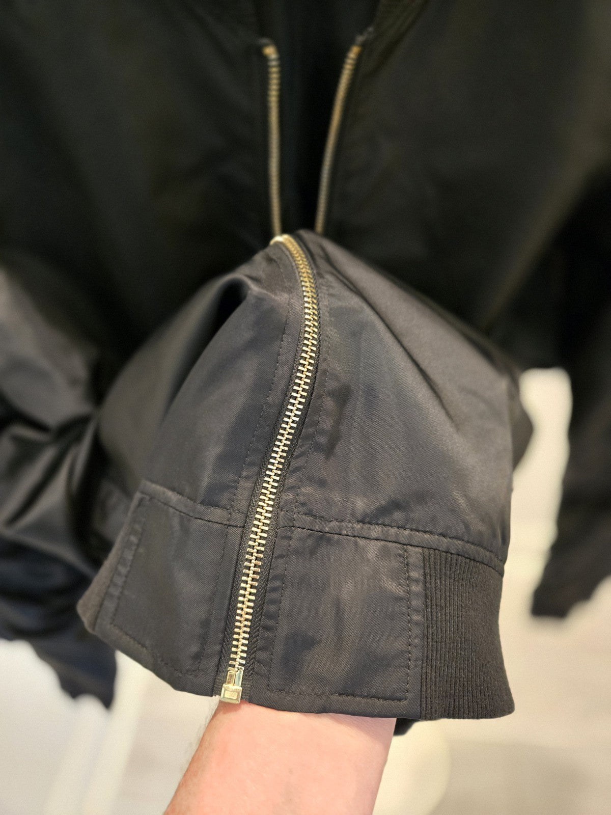 Bomber Jacket M Mens Jaywalker Black Ruched Sleeve Flight MA-1 Coat M