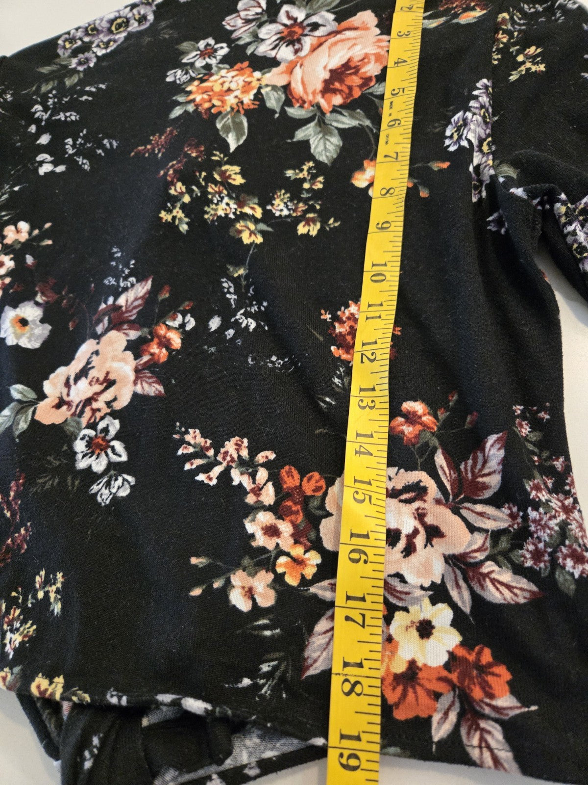 Fashion Nova M Floral Tie Front Button Up Shirt Womens Black Long Sleeve Blouse