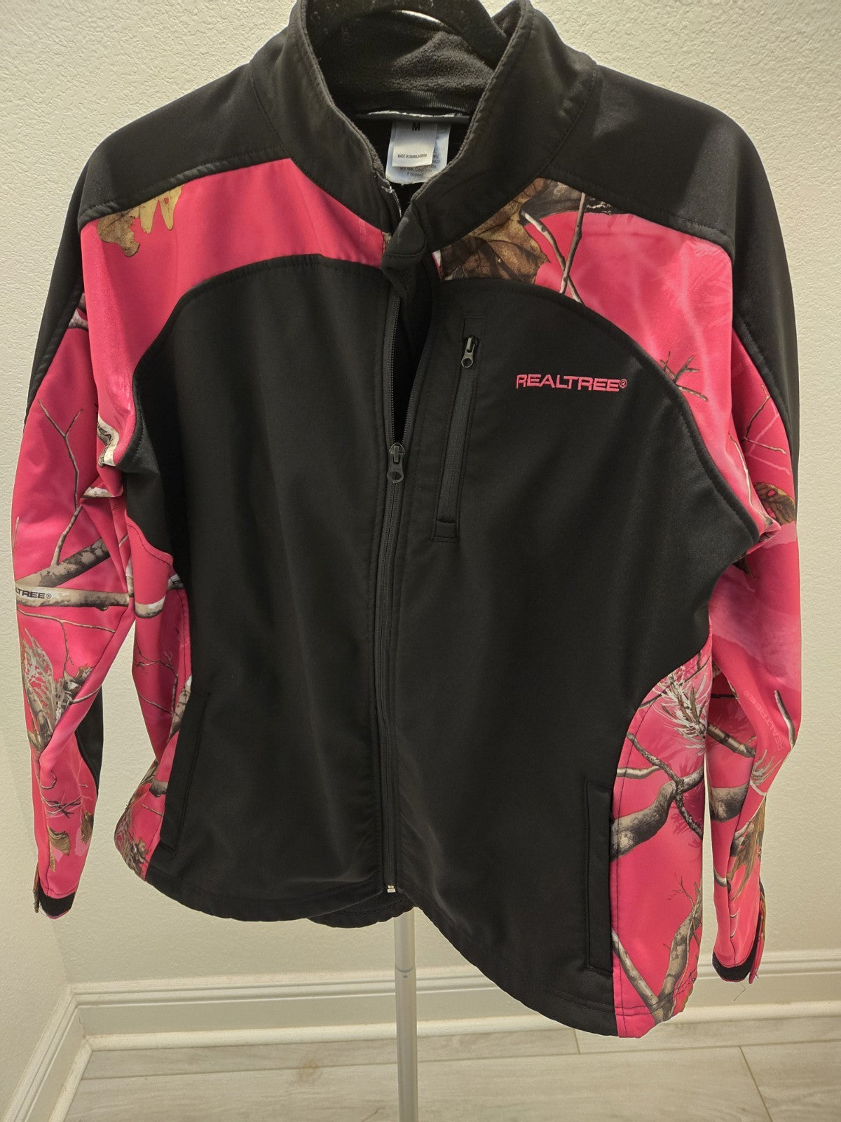 Realtree Medium Pink Camo Softshell Jacket Full Zip Outdoor Hunting Coat Women