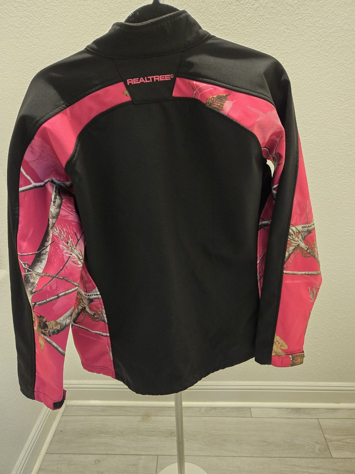 Realtree Medium Pink Camo Softshell Jacket Full Zip Outdoor Hunting Coat Women
