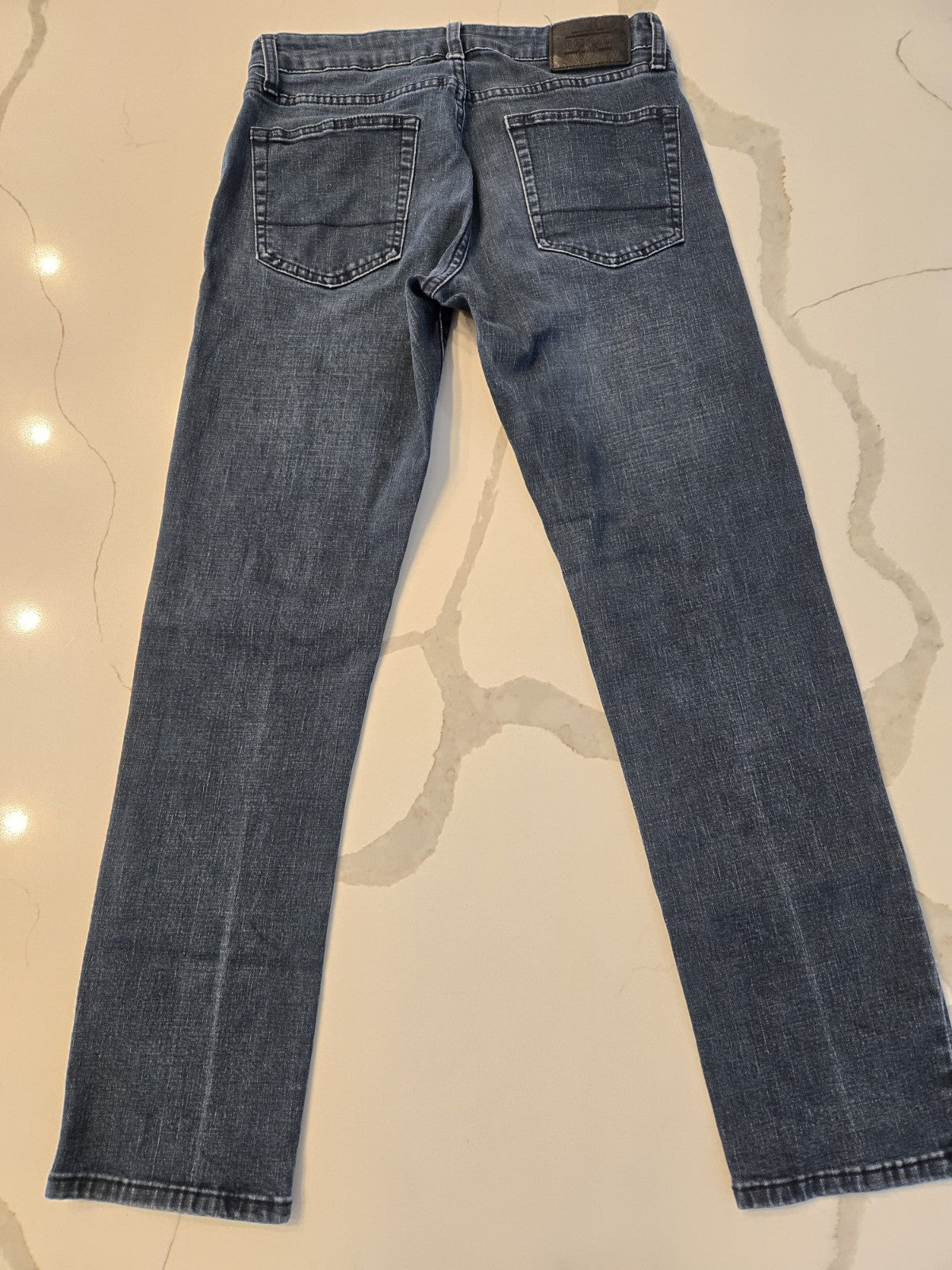 IZOD Men's 30x30 Comfort Stretch Straight Leg Jeans Dark Wash Indigo