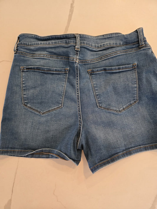 Nine West 12 Large High Rise Button Fly Denim Jean Shorts Women Medium Wash Stretch