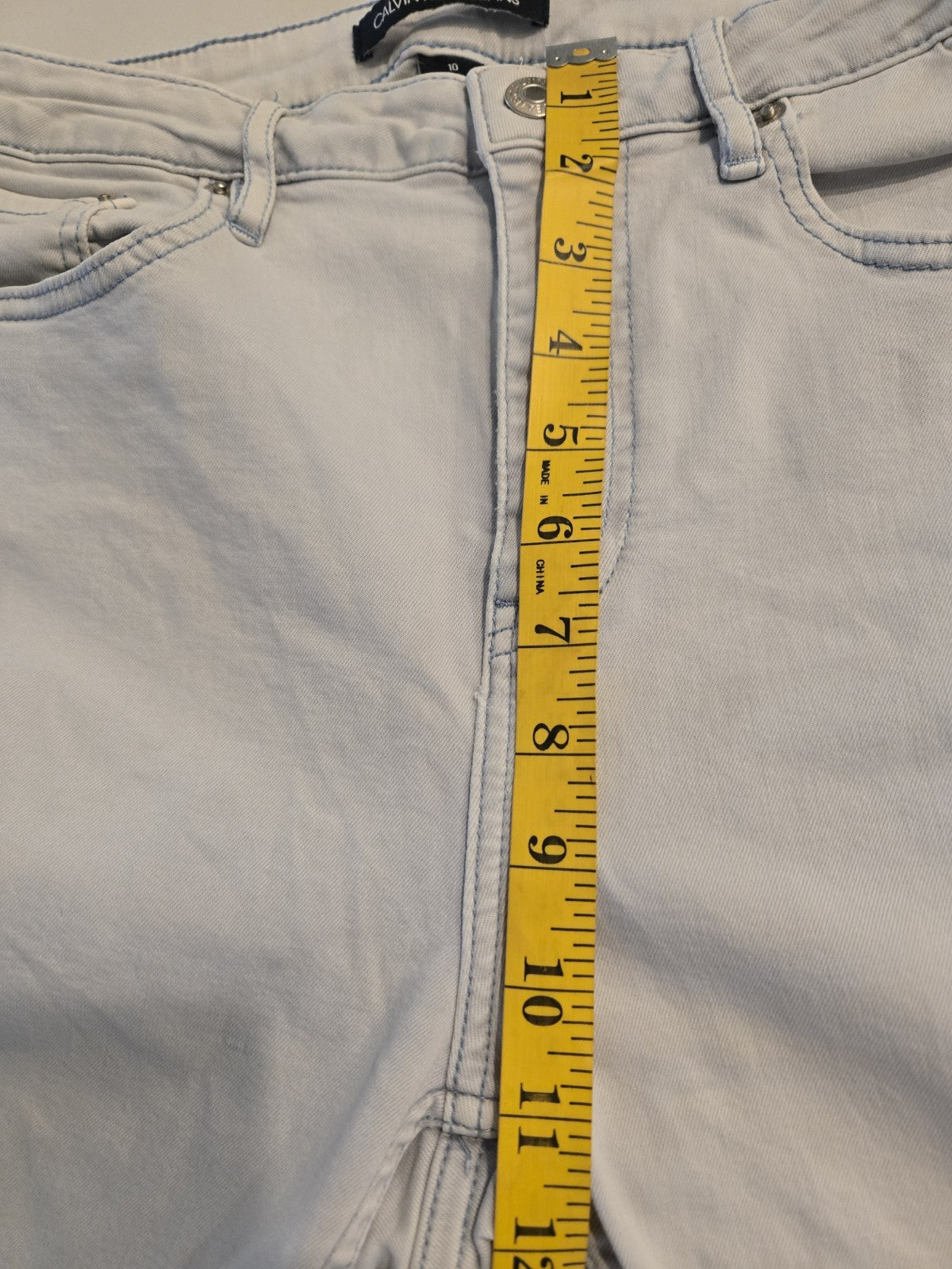 Calvin Klein Jeans Size 10 Bleach Light Wash Skinny Denim Womens Slim Pants