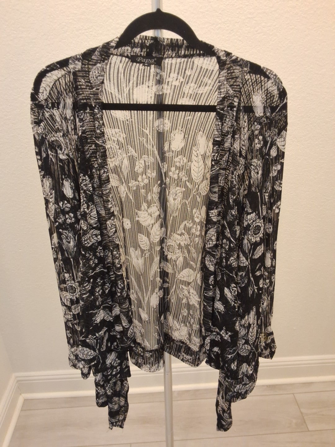 Papa Vancouver M Sheer Black White Floral Kimono Cardigan Duster Open Front Boho