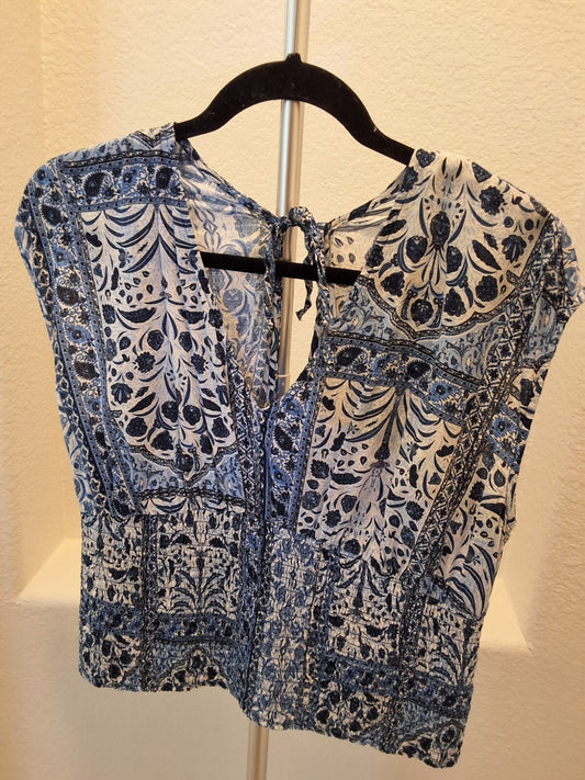 Old Navy Womens Size L Smocked Elastic Waist Paisley Floral Tie Back Blue Blouse