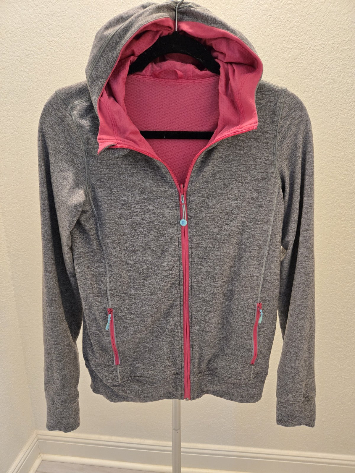 Ivivva Lululemon Girls 14 Reversible Full Zip Hoodie Gray Hot Pink Thumbholes