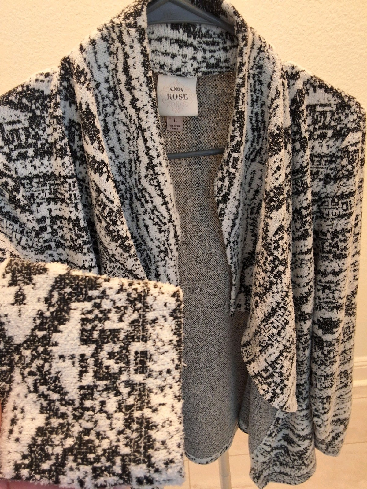 Knox Rose Large Open Front Black White Textured Sweater