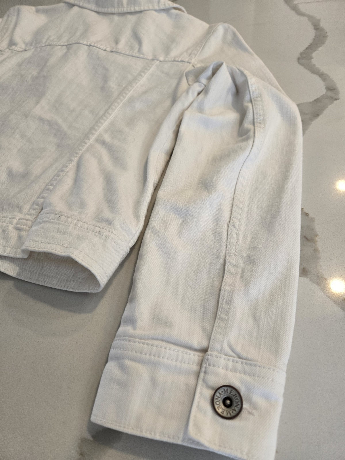 Merona White Denim Jean Trucker Jacket Large Button up Front & Cuffs Womens