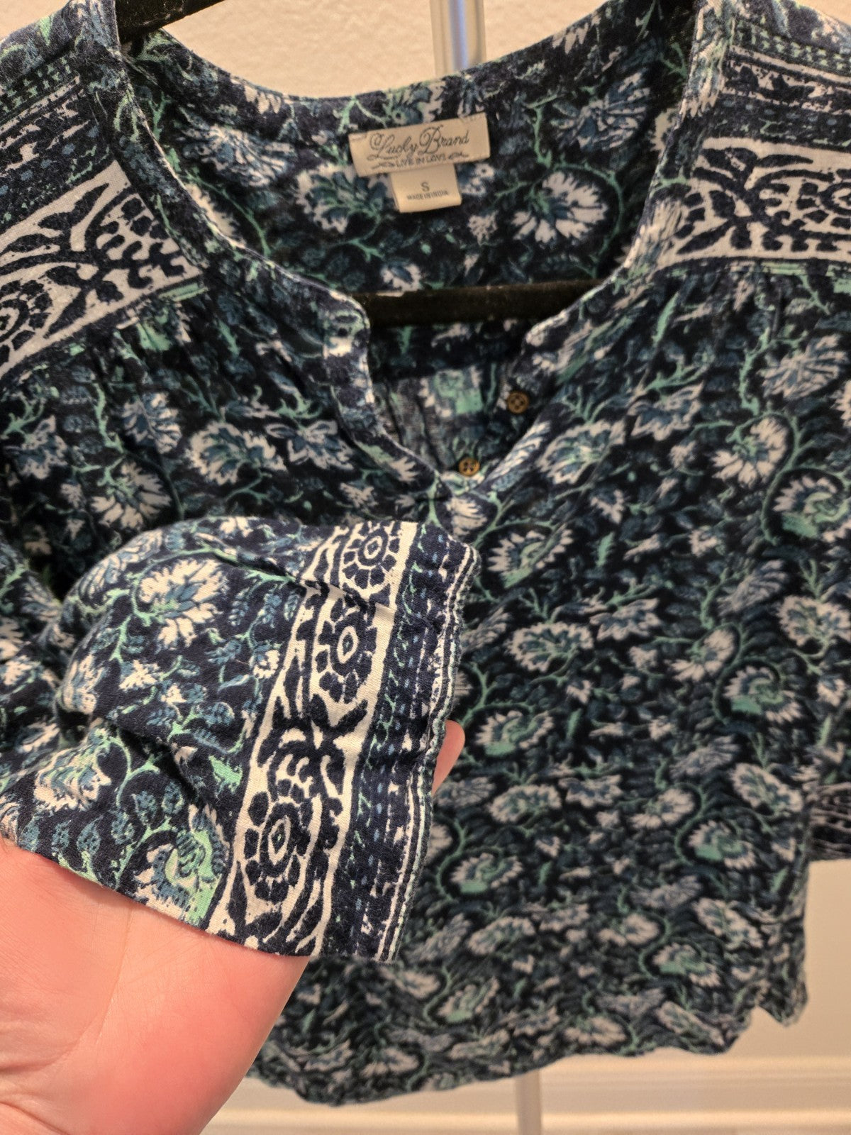 Lucky Brand Small Floral Paisley Henley 3/4 Sleeve Women Blue Cotton Knit Top