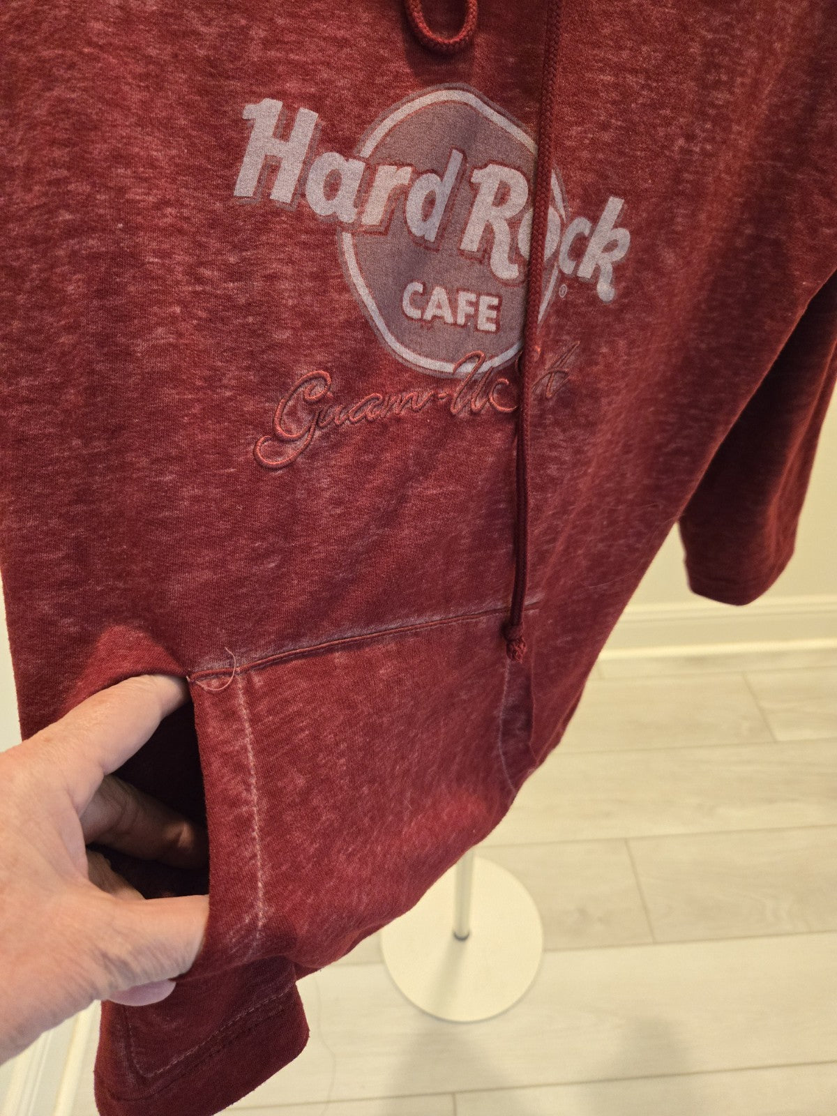 Hard Rock Cafe Guam USA Burgundy Hoodie L Women Lightweight V-Neck Lace Up