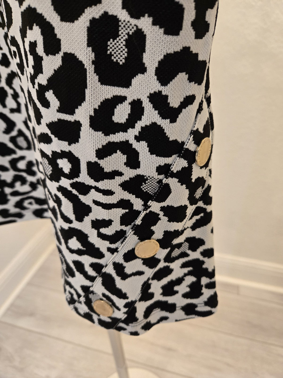 MARC New York Small Leopard Knit Y2K Sweater 3/4 Sleeve Fitted Button Details