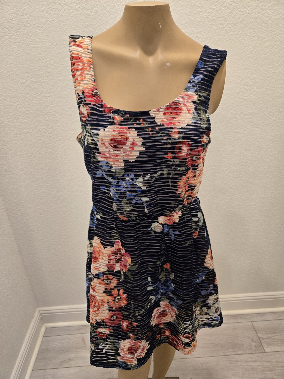 Three Pink Hearts Floral Skater Mini Dress Size L Blue Pink Striped Sleeveless
