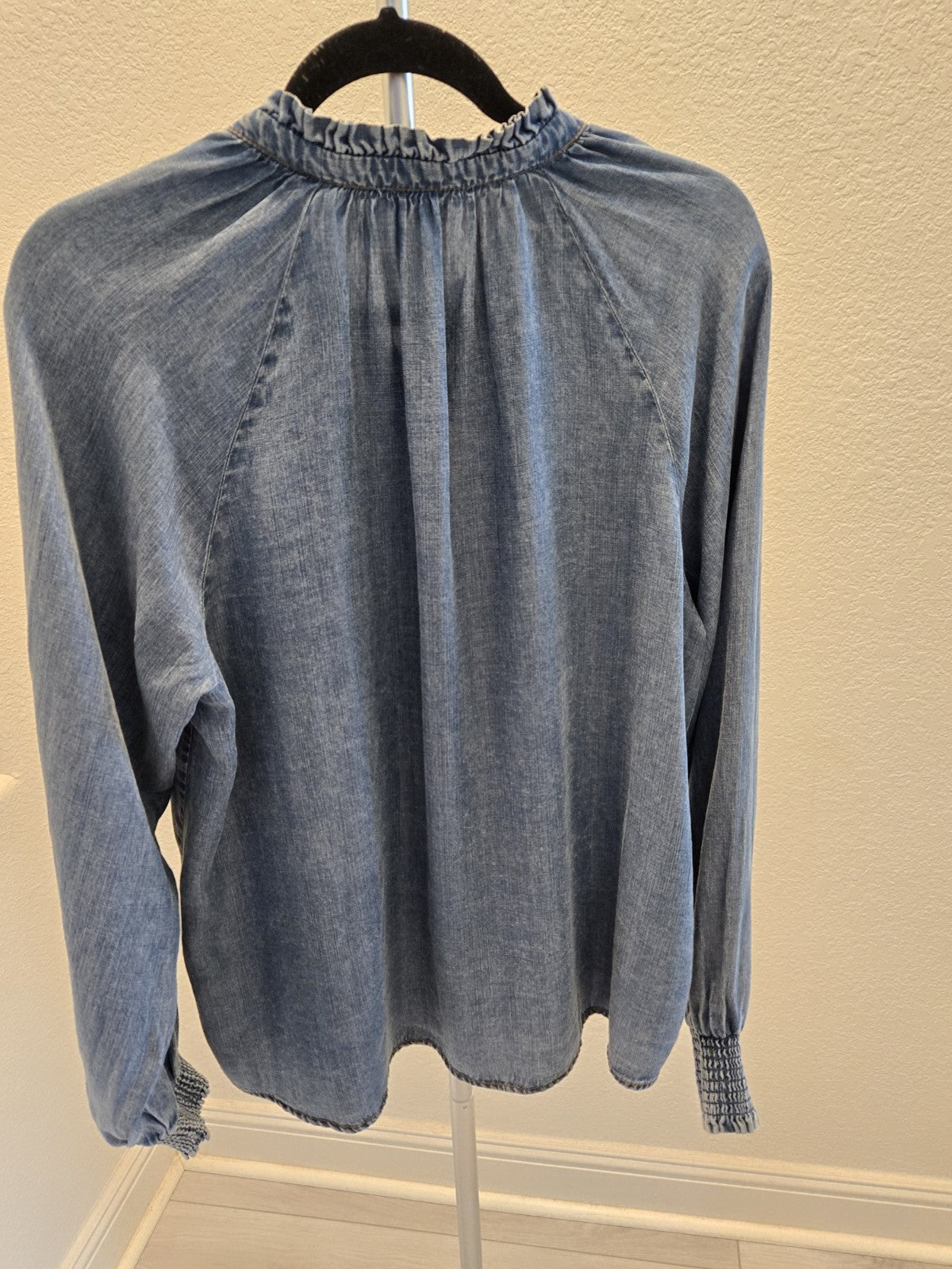 Jane + Delancey L Chambray Ruffle Mock Neck Long Sleeve Button Up Shirt Women
