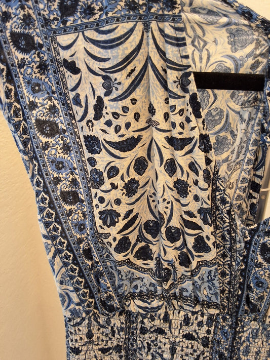 Old Navy Womens Size L Smocked Elastic Waist Paisley Floral Tie Back Blue Blouse