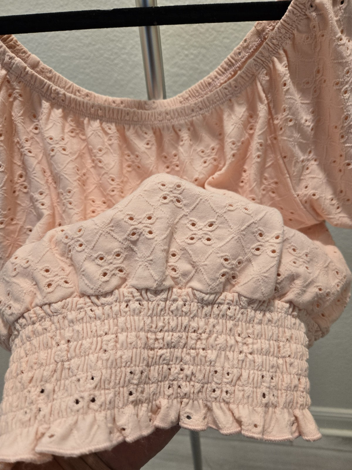 So Large Pink Eyelet Cotton Smocked Waist Puff Sleeve Crop Top Blouse Women's