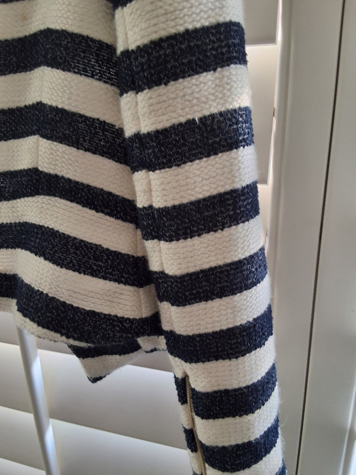 BCBGeneration Blue White Striped S Ziip Front Blazer Jacket Neon Accent Womens