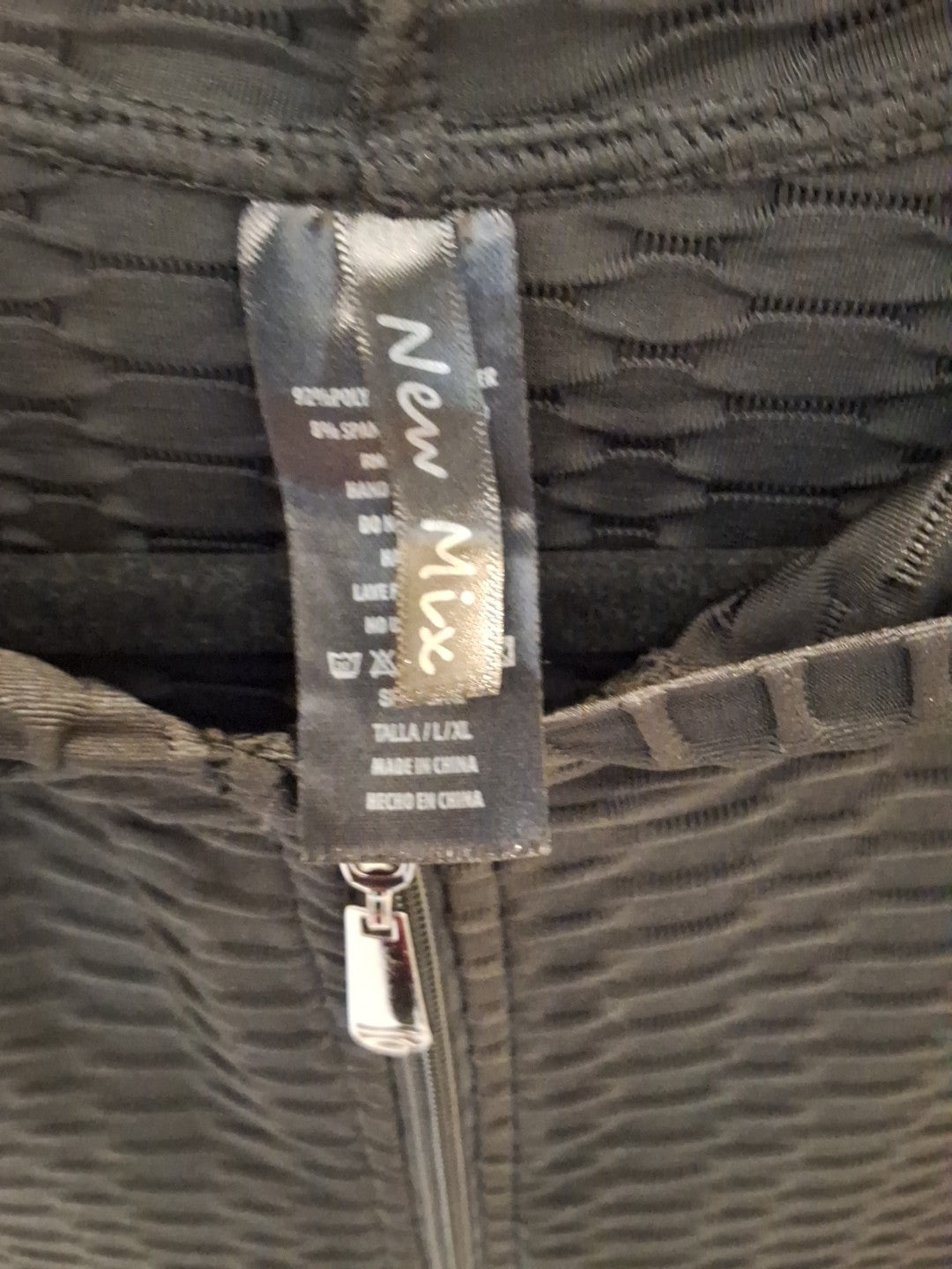 New Mix L/XL Zip Front Lightweight Black Womens Sport Jacket