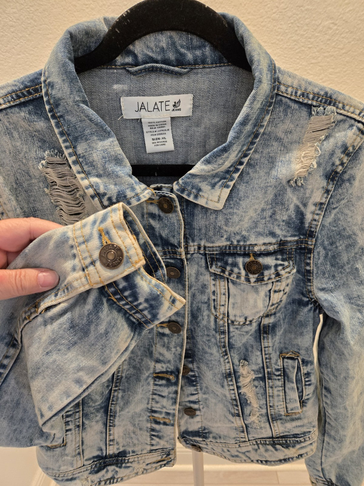 Jalate XL Vintage Blue Acid Wash Distressed Denim Jacket Women Shrunken Crop