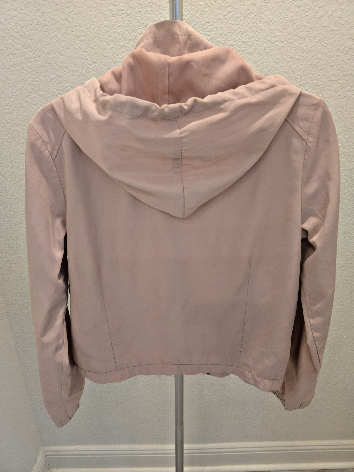 Forever 21 Blush Pink Hooded Y2K Bomber Jacket Windbreaker Ring Zip Lined Crop M