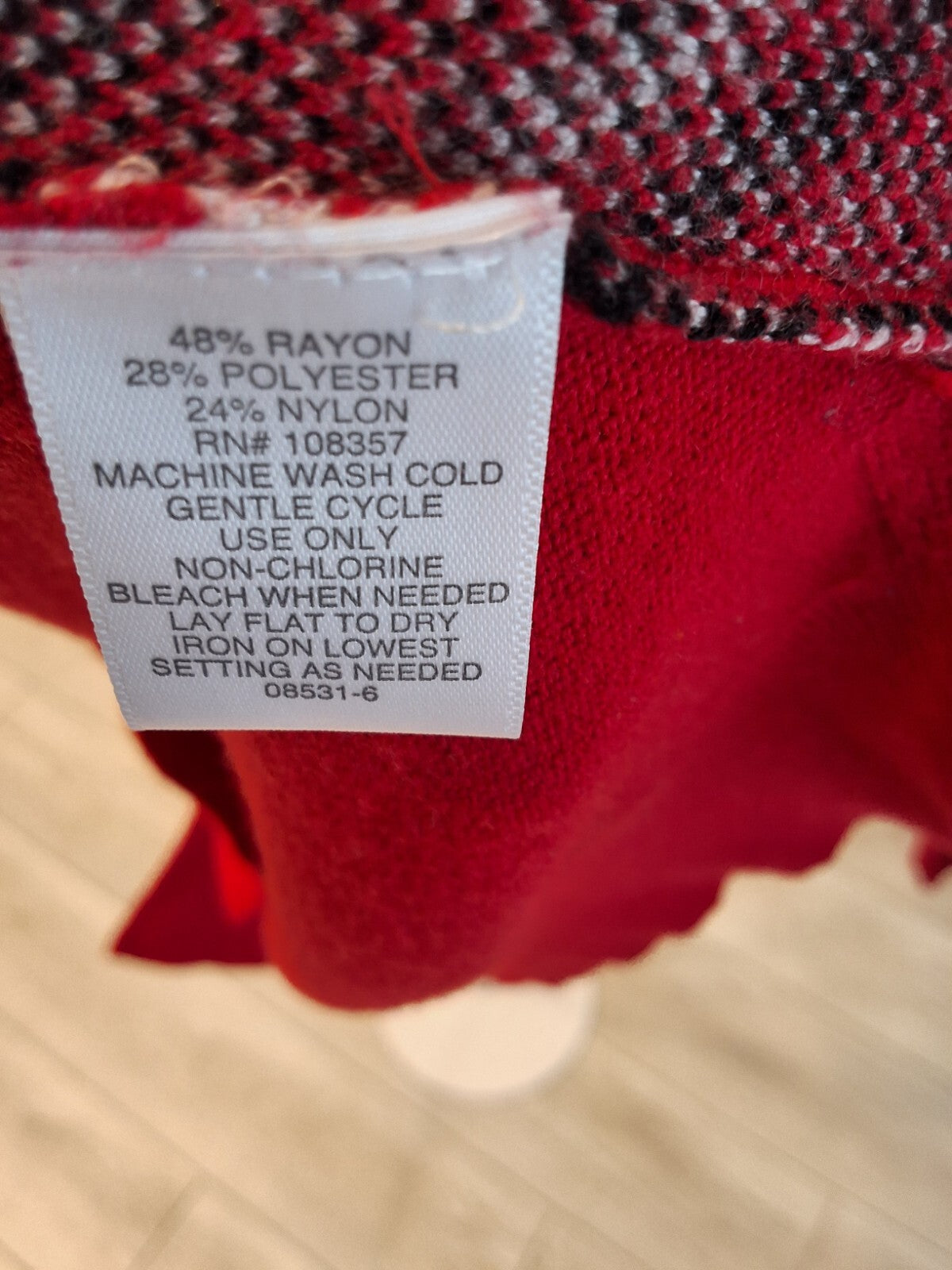 Liz Claiborne Red Sweater Woman Multi Stripe Size L