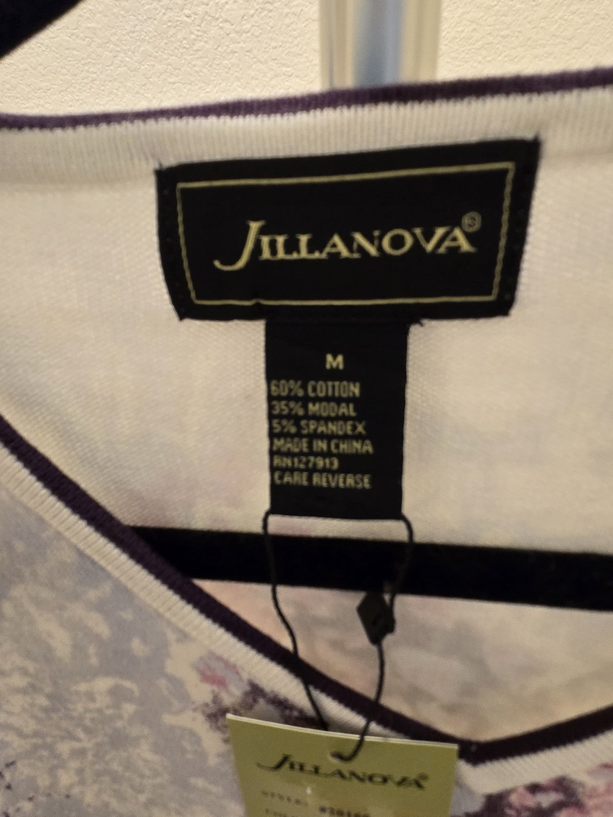 Jillanova Women's M Abstract Feather Print V-Neck Modal Blend NWT Sweater