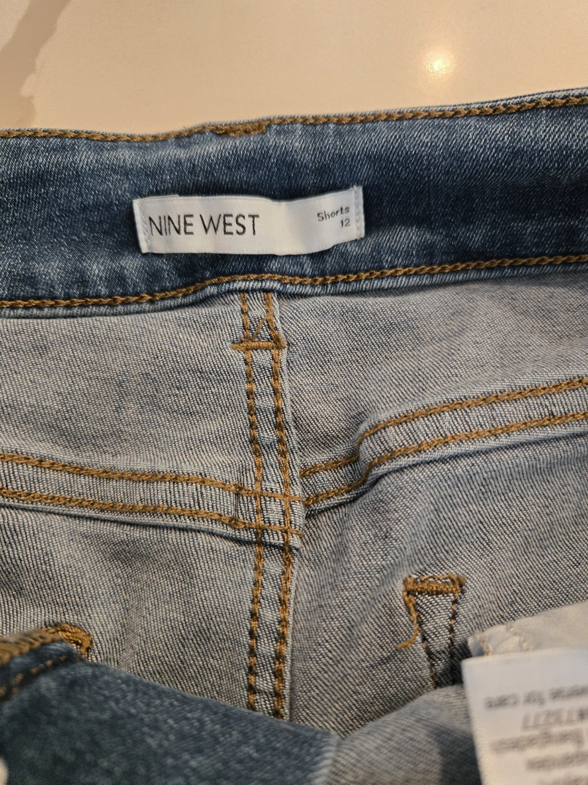 Nine West 12 Large High Rise Button Fly Denim Jean Shorts Women Medium Wash Stretch