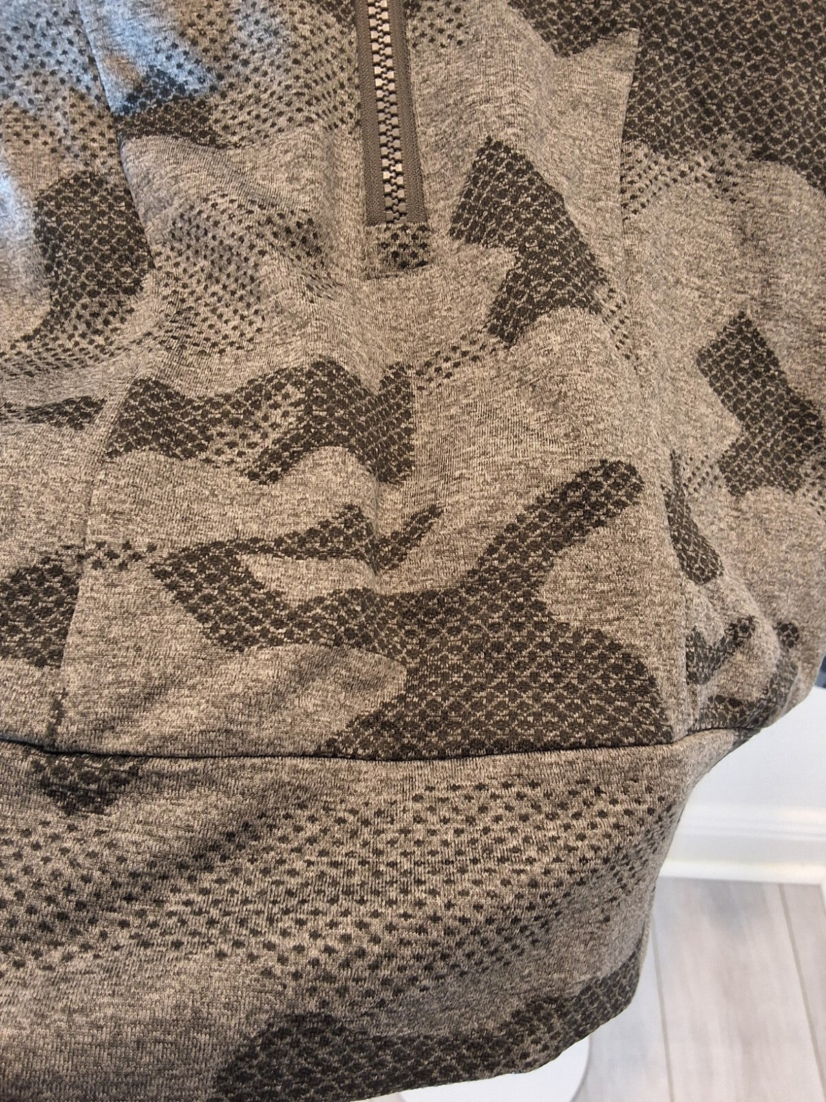 Mondetta Size M Womens NWT Bella Half Zip Pullover Camo Athletic Pockets Jacket