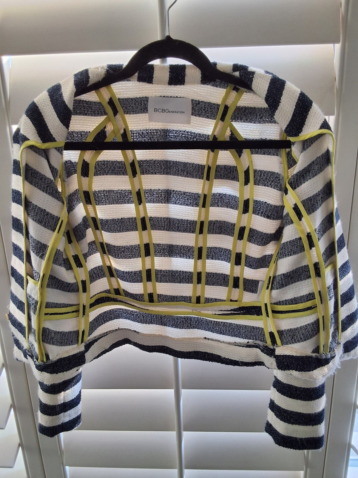 BCBGeneration Blue White Striped S Ziip Front Blazer Jacket Neon Accent Womens