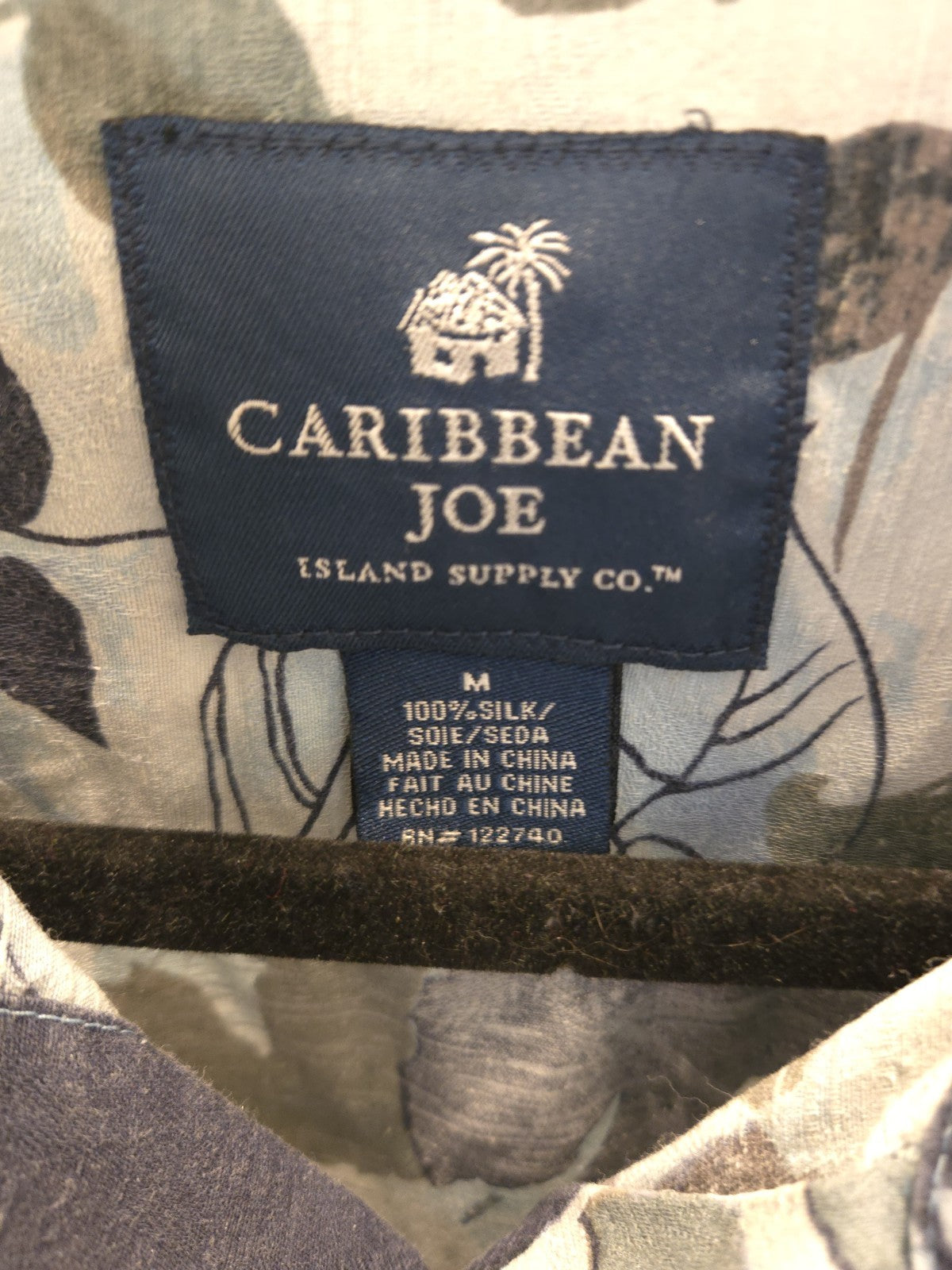 Caribbean Joe Men's 100% Silk Floral Blue Short Sleeve Hawaiian Aloha Shirt M
