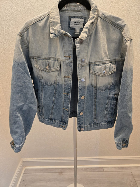 Forever 21 Medium Ombre Bleach Dip Dye Denim Trucker Jean Jacket Coat Light Wash