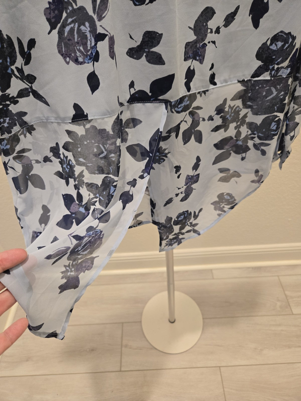 Candie's Y2K Blue Floral Sheer Button-Up Blouse Top M Roll Tab Sleeve Fairycore