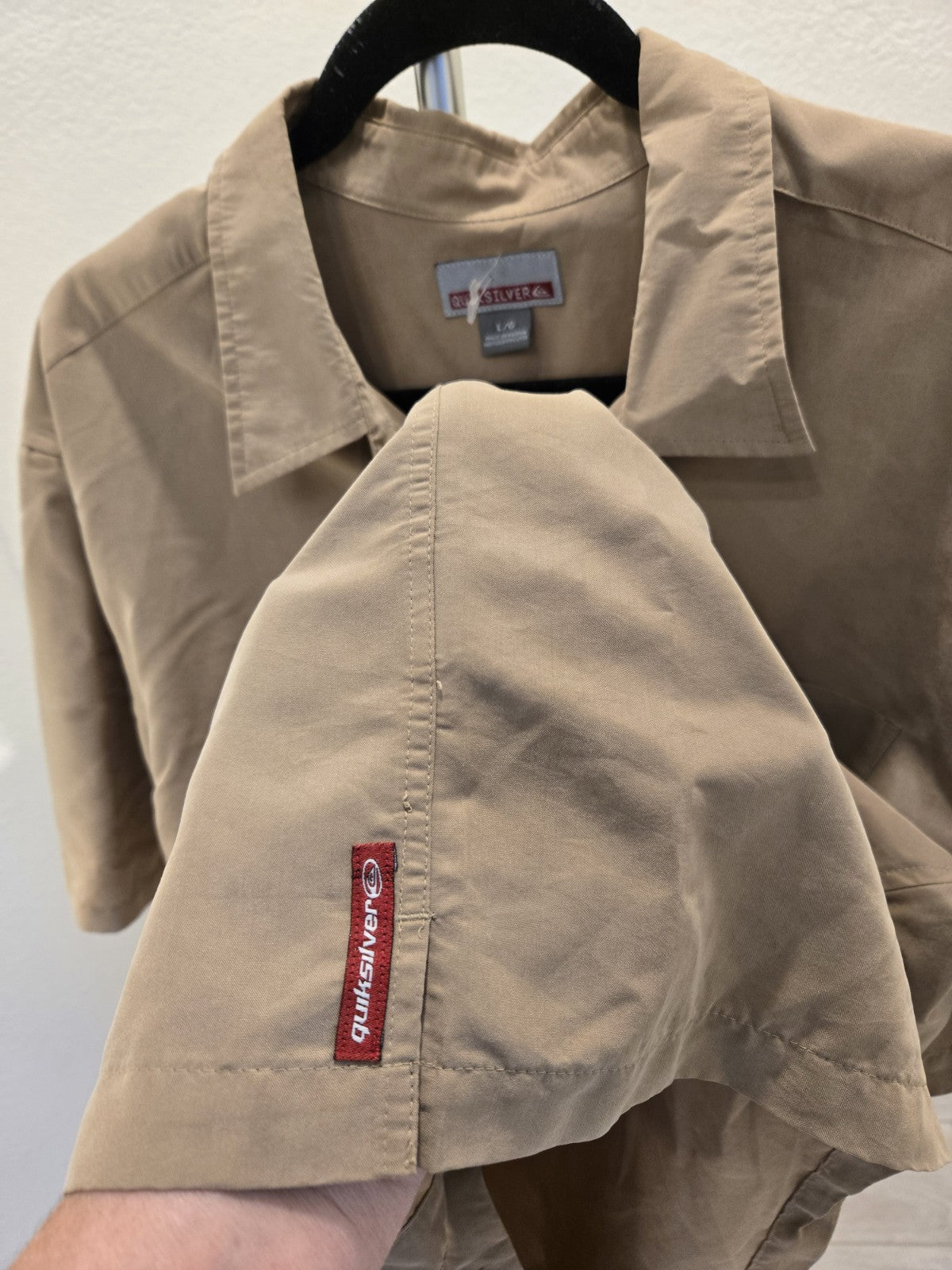 Vintage Quiksilver Short Sleeve Button Up Shirt Tan Y2K Surfwear Skater Style