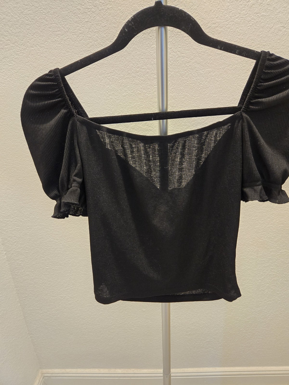 Shein M Black Ribbed Front Knot Puff Short Sleeve Crop Top Women Cozy Club