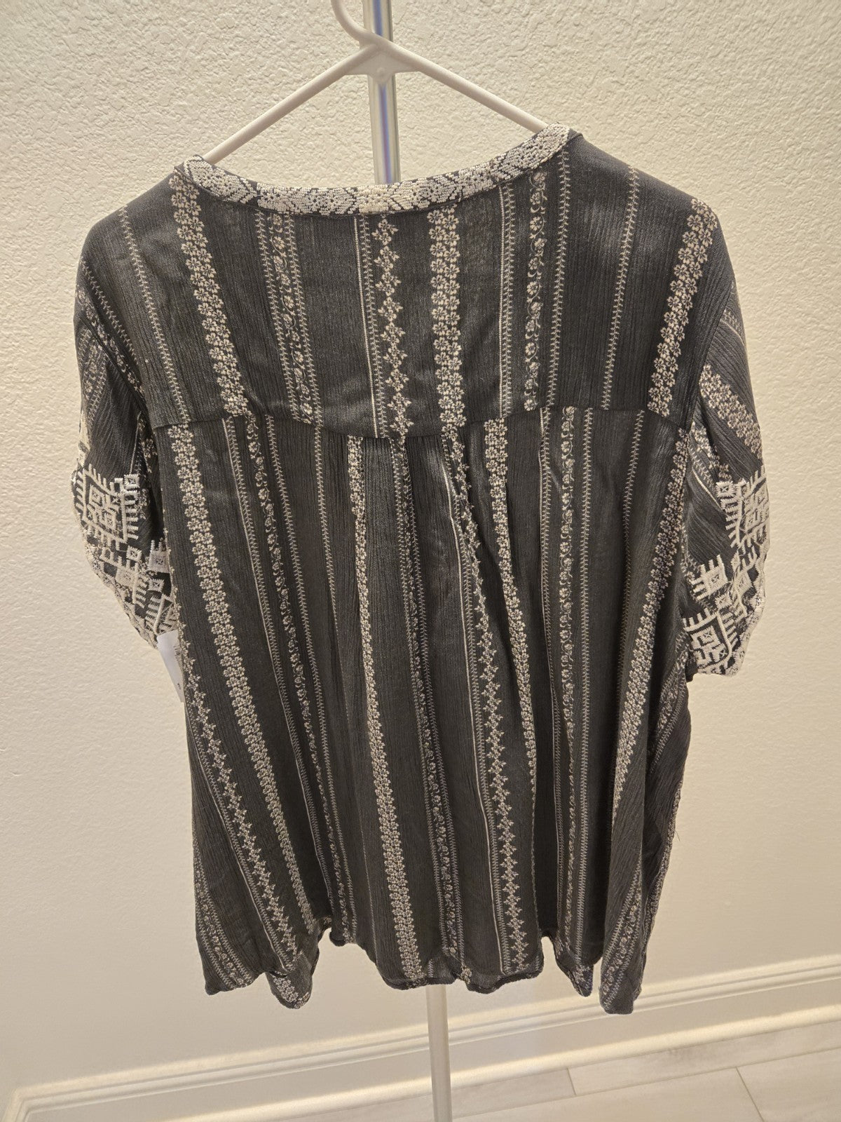 Savanna Jane 2X Charcoal Black Embroidered Lace Up Peasant Blouse Top Women