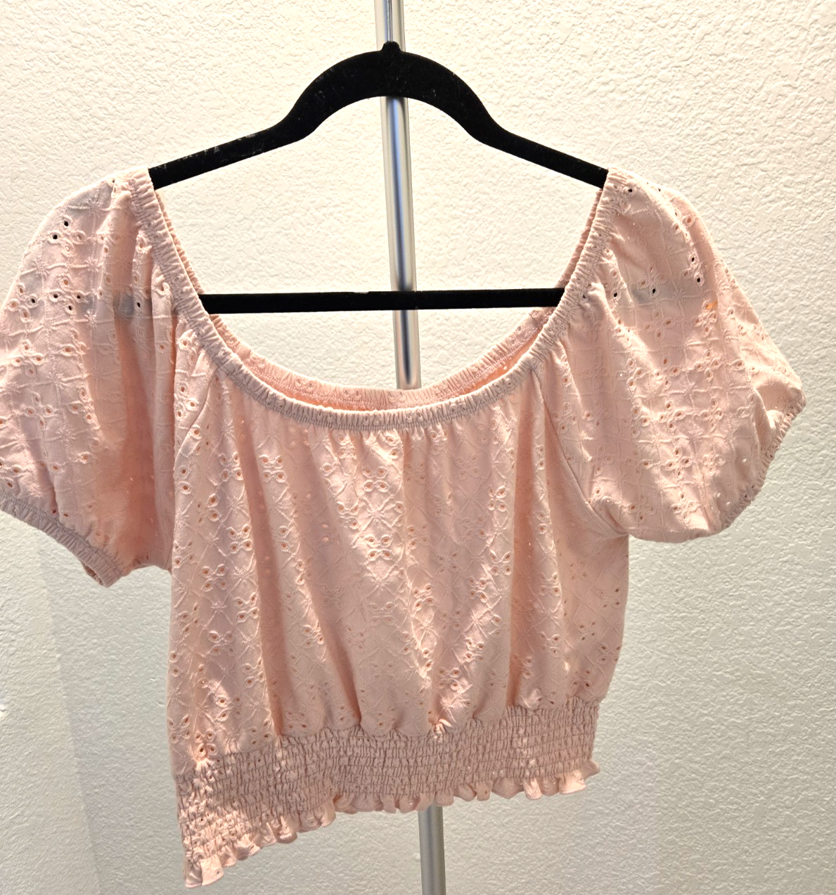 So Large Pink Eyelet Cotton Smocked Waist Puff Sleeve Crop Top Blouse Women's