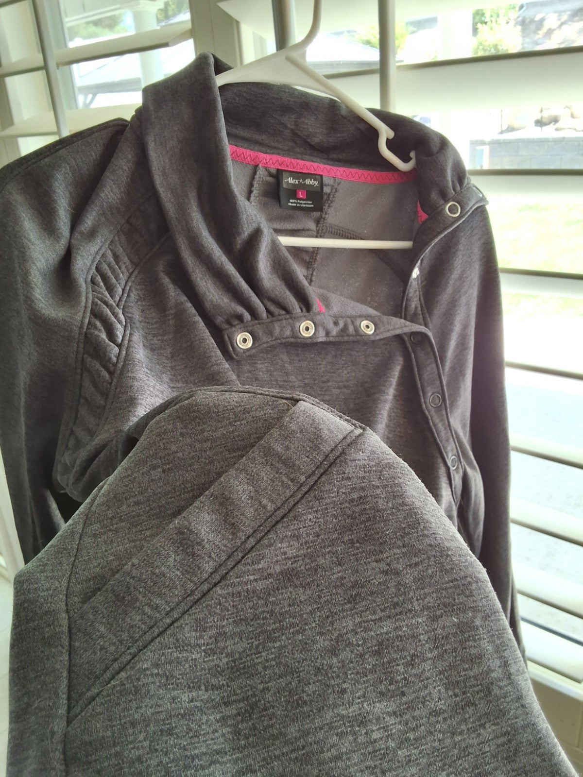 Alex + Abby Women's Gray L Womens Grey Asymmetric Snap Collar Fleece