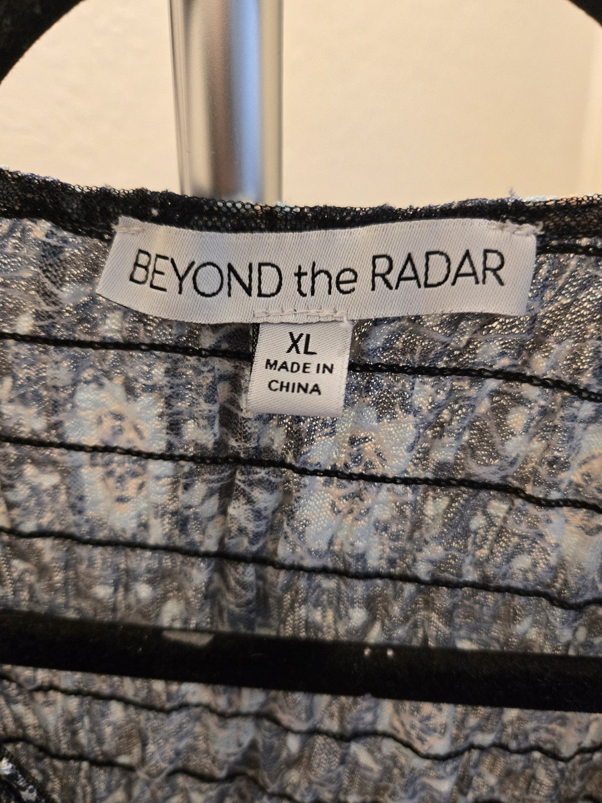 Beyond The Radar XL Floral Smocked Snap Front Crop Top Shirt Long Sleeve Women
