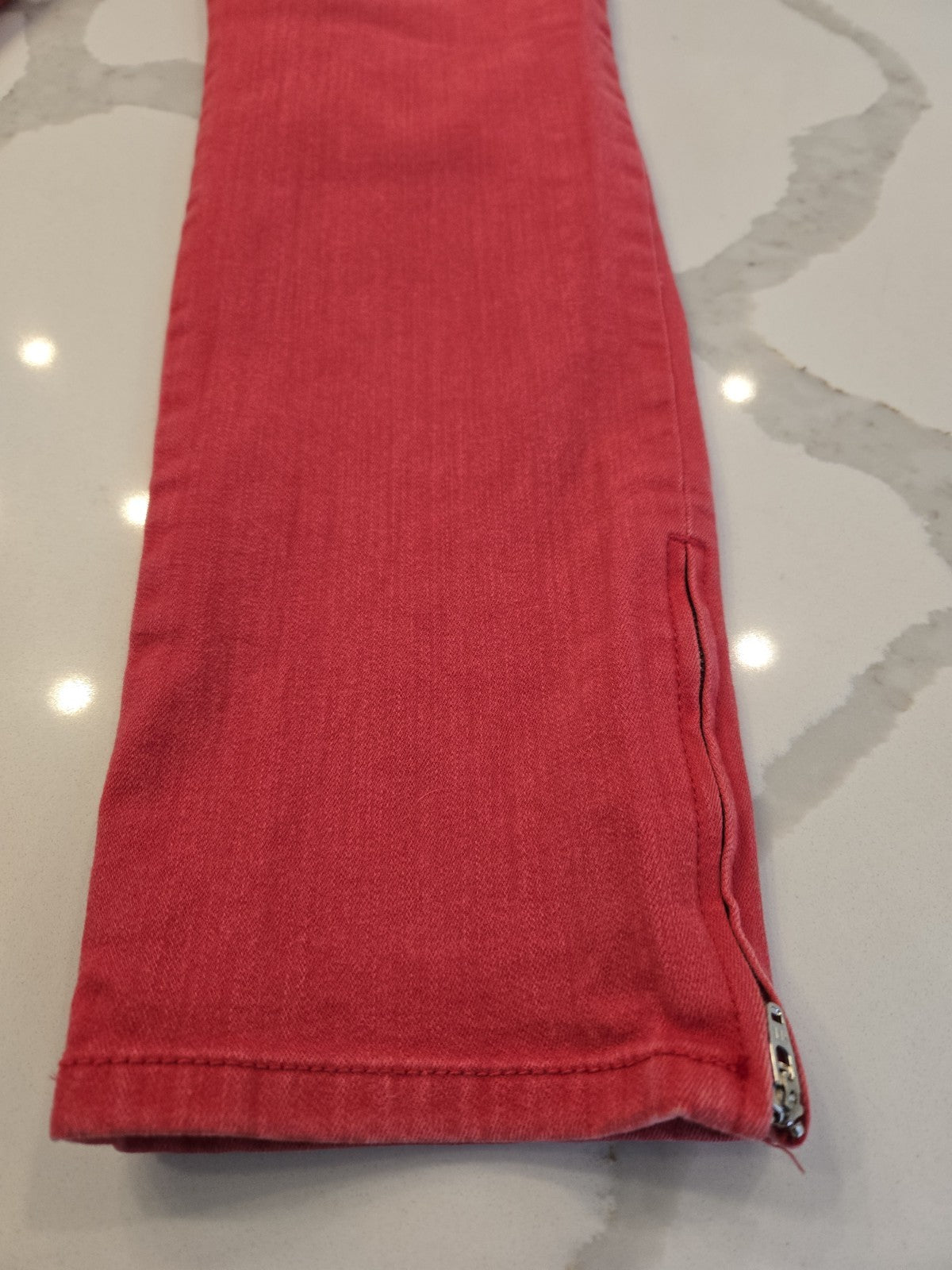 So Slimming by Chico's Women's Washed Red Ankle Zip Jeans Size 0.5 US Size 6