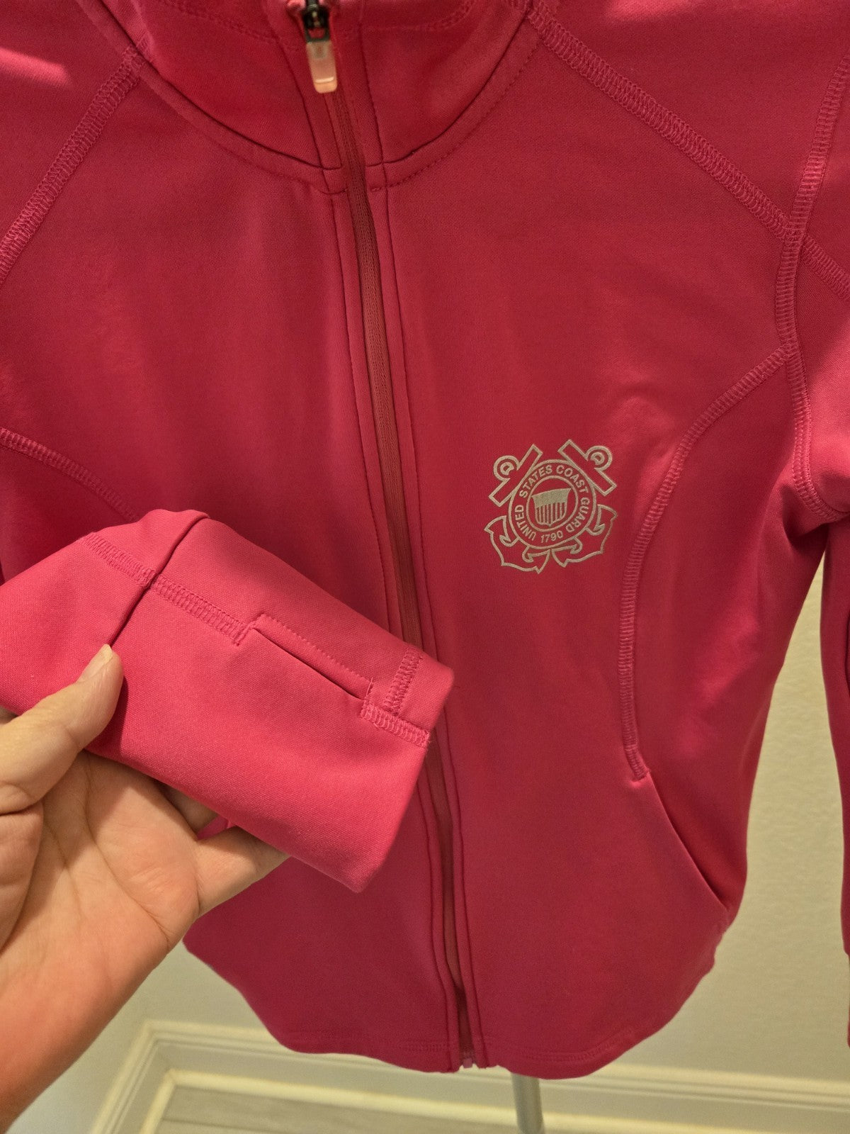 Champion Women’s Small Magenta Long Sleeve Running Track Jacket Full Zip (Jo)
