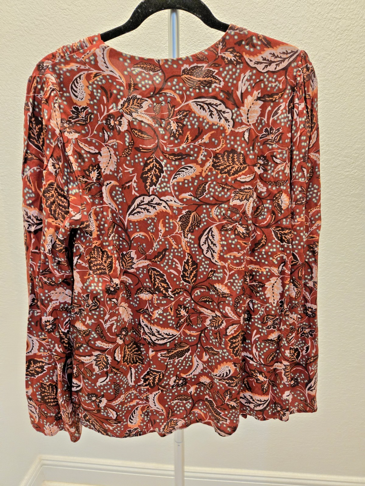 Jessica Simpson L NWT Leslie Boho Blouse Rust Paisley Keyhole Tie Neck $69.50