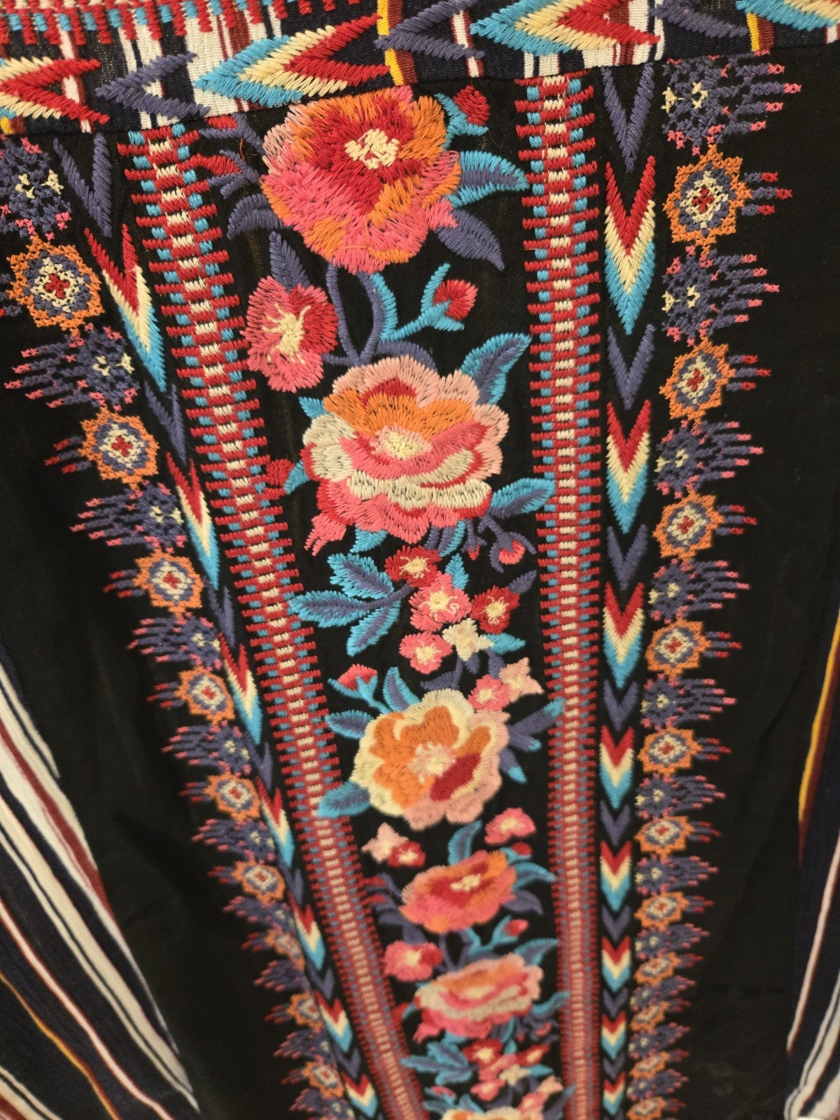 Andree by Unit Western Boho Embroidered Lace Up M Striped Blouse